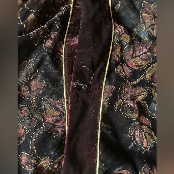 90s Vintage Velvet Leaf Patterned Blazer w Gold Piping - Picture 6 of 9